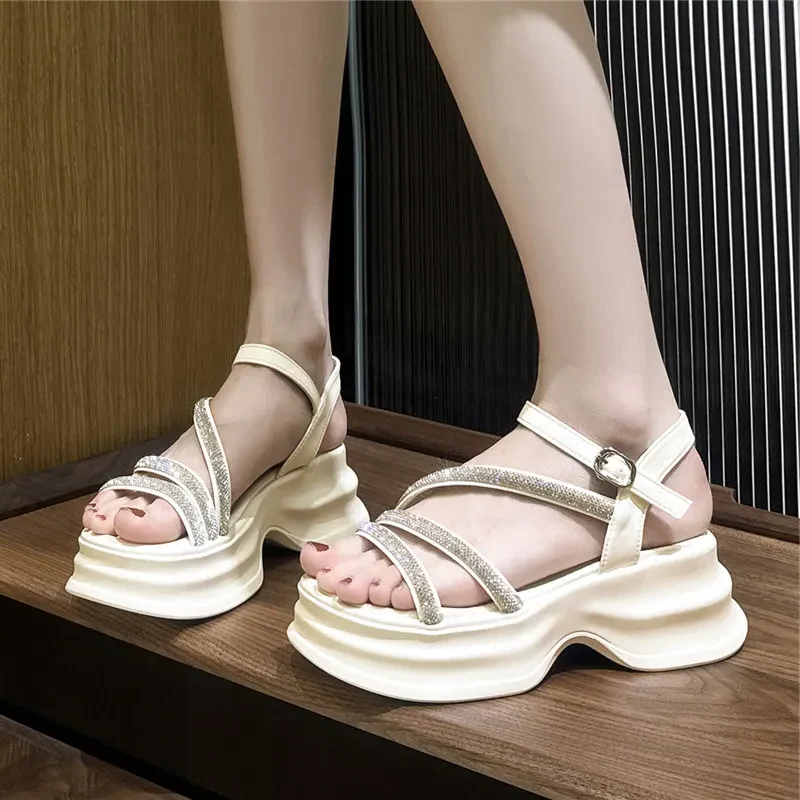 ShoreGlam Platform Sandals - Image 5