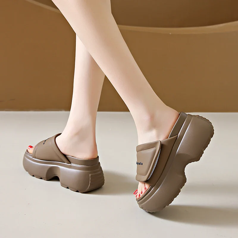 SoleMate Chunky Slippers - Image 5