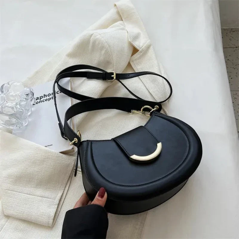 Solstice Shoulder Bag - Image 6