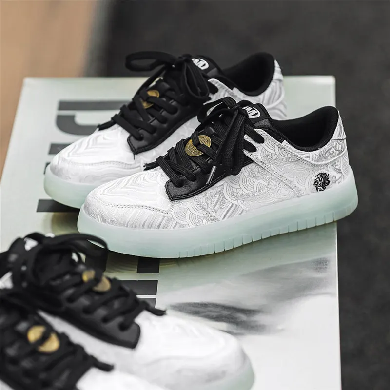 Streetwise Vulcanized Sports Sneakers - Image 5