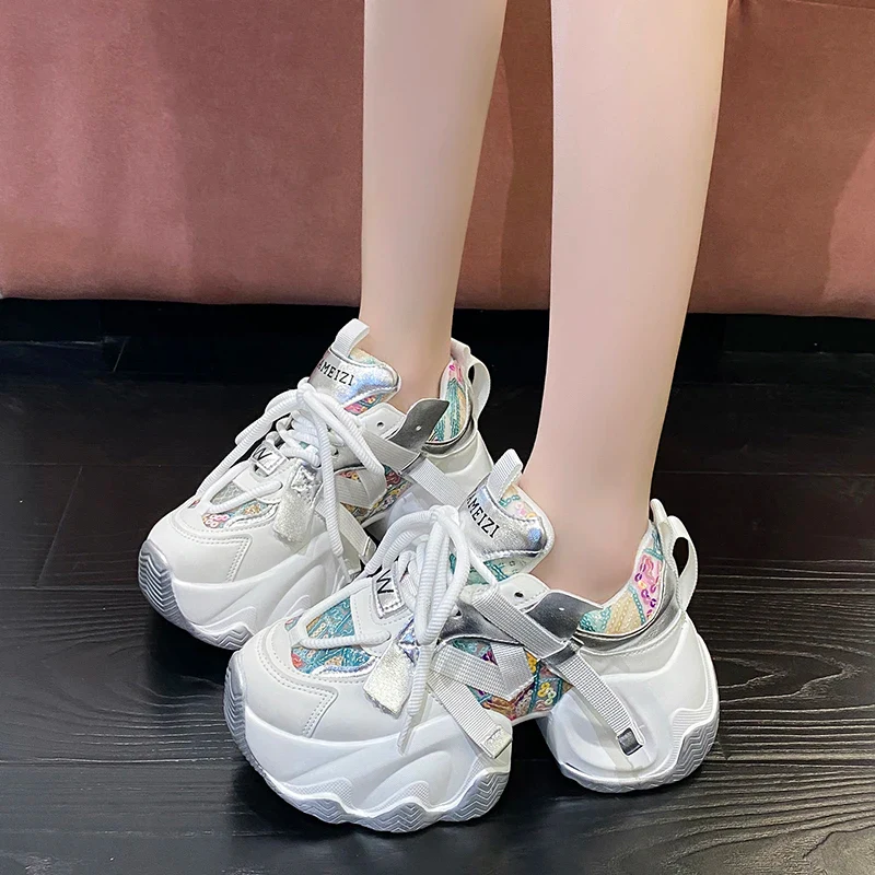 Stylish Stella Platform Sneakers - Image 3