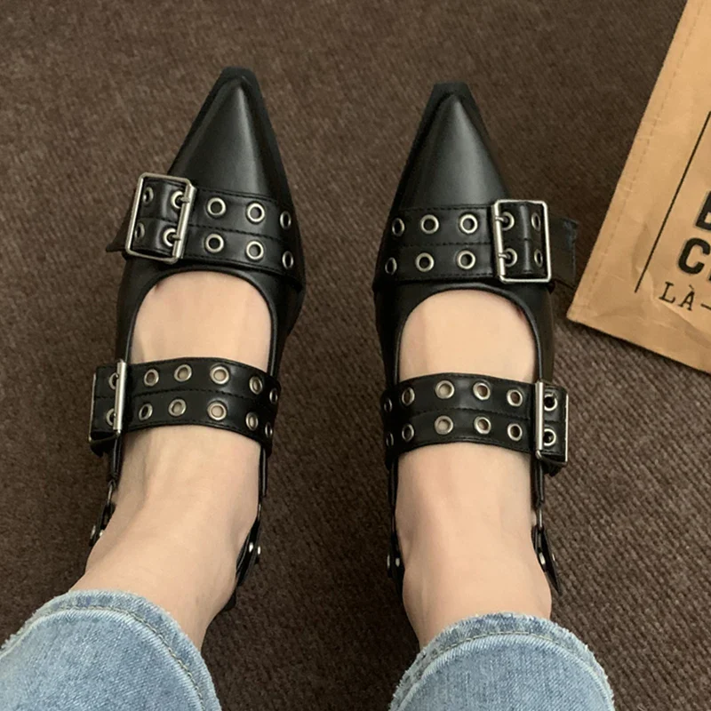 Suzzie Vintage Sandals - Image 6