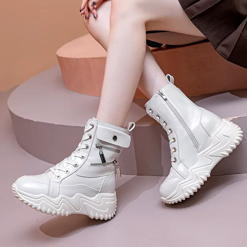 Timberline Classic Zipper Boots - Image 7