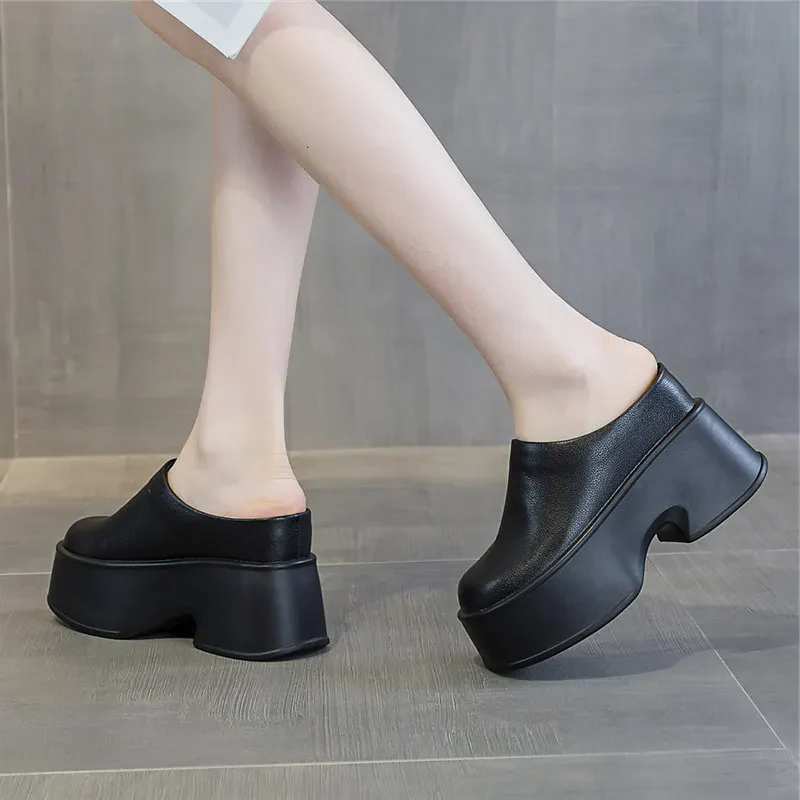Tranquil Grove Slippers - Image 3