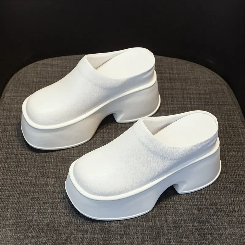 Tranquil Grove Slippers - Image 4