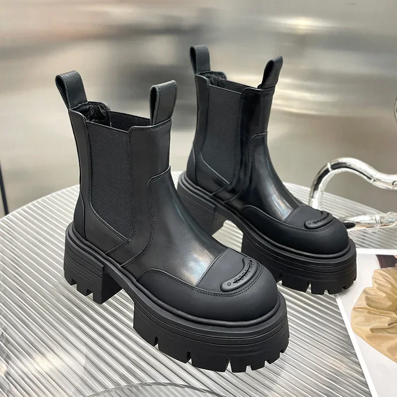 Trendsetter Trek Boots - Image 3