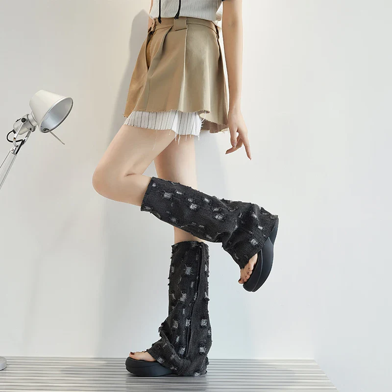 Trendy Trek Denim Platform Sandals - Image 5