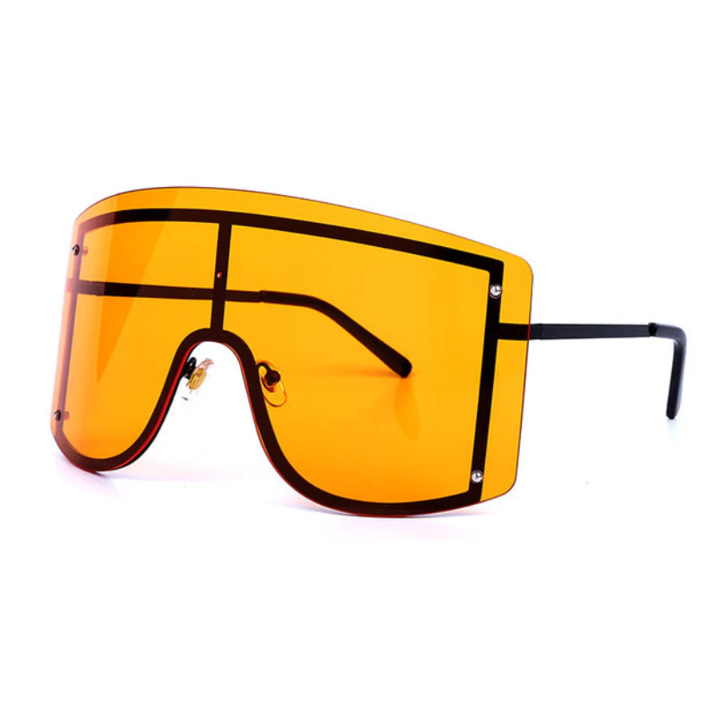 Trento Oversized Sunglasses - Image 3