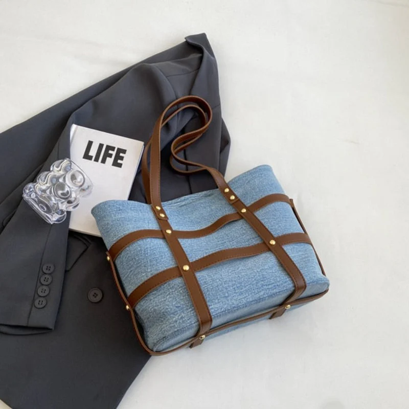 Urbanista Denim Shoulder Bag - Image 5