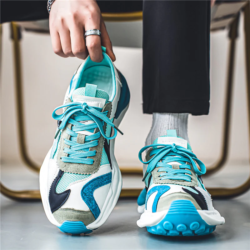 Vancouver Street Sneakers - Image 5