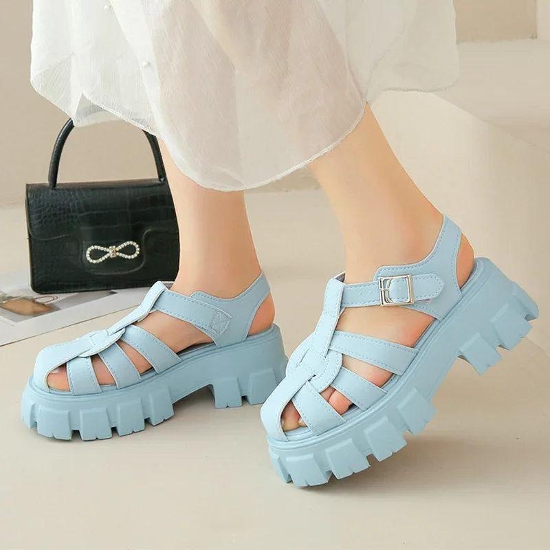 Veneto Roman Platform Sandals - Image 7