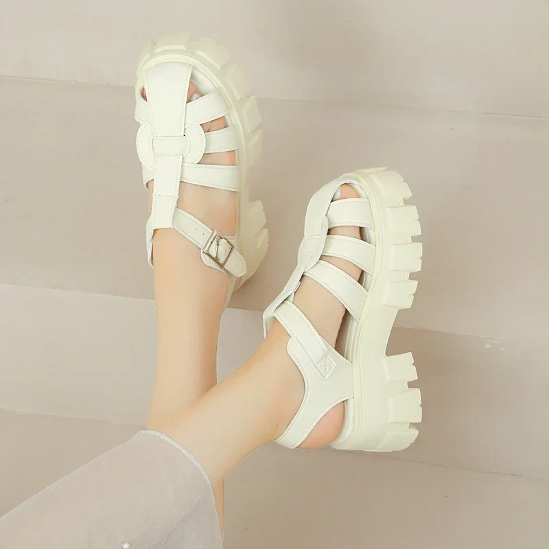 Veneto Roman Platform Sandals - Image 8