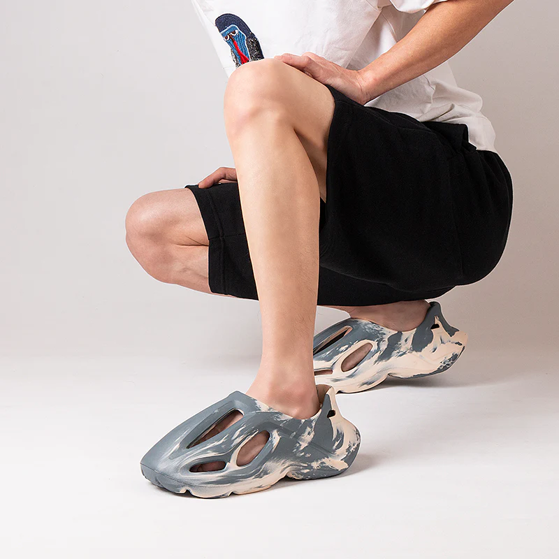 Venom Street Slippers - Image 5