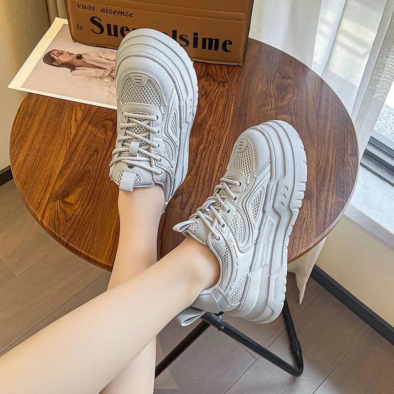 VentFit Bella Sneakers - Image 5