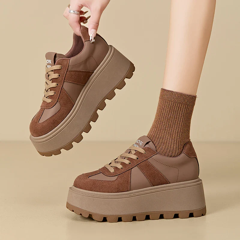 Ventura Platform Sneakers - Image 6