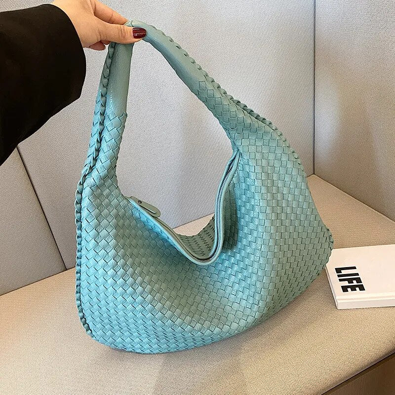 Versailles Shoulder Bag - Image 11