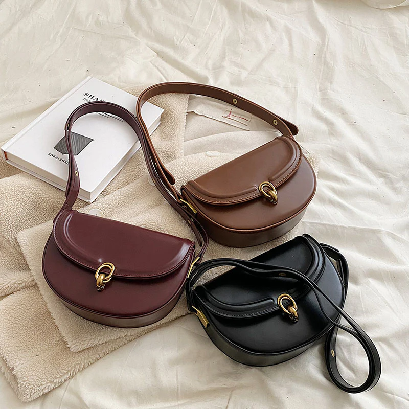 Vivacious Vintage Shoulder Bag - Image 8