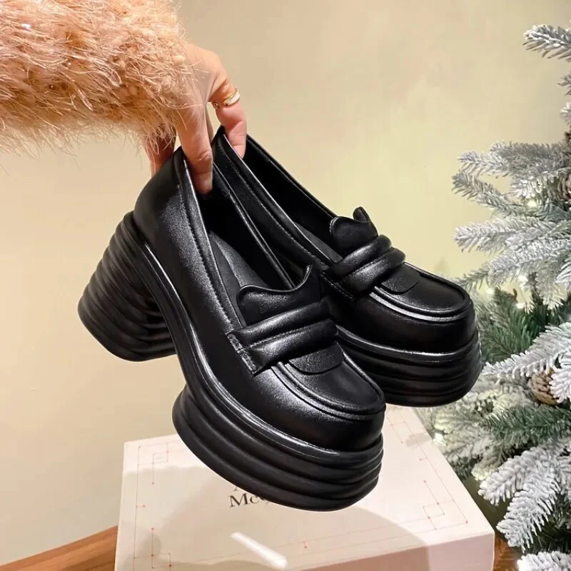 Vivienne High Heels - Image 7