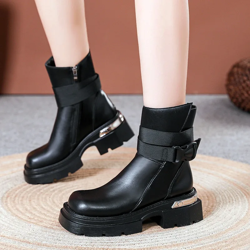 Vogue Voyager Boots - Image 2